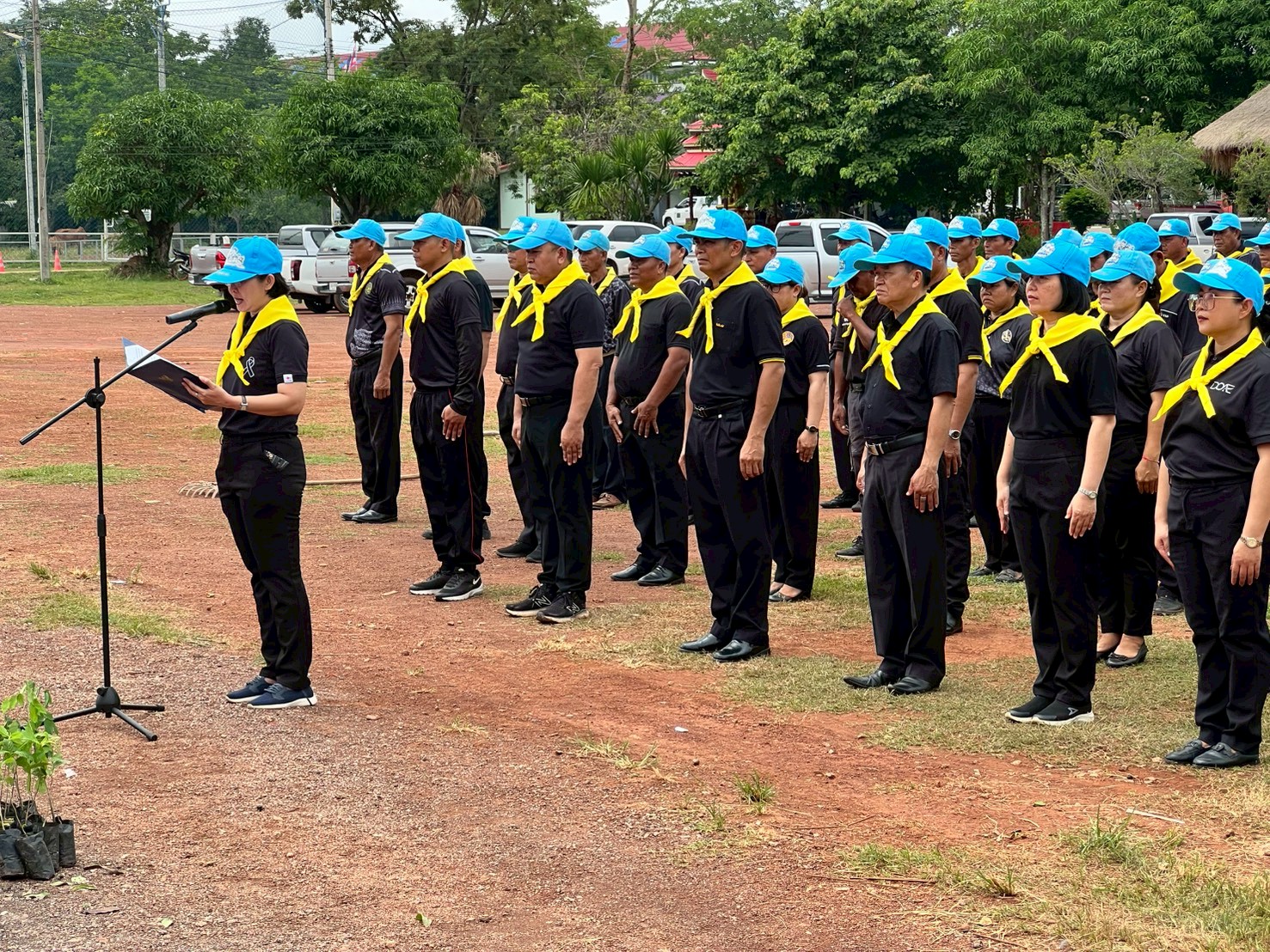 สำนักงานพัฒนาชุมชนอำเภอกุสุมาลย์ จังหวัดสกลนคร : ร่วมกิจกรรมจิตอาสาพัฒนา เนื่องในวันคล้ายวันเฉลิมพระชนมพรรษา สมเด็จพระนางเจ้าฯ พระบรมราชินี